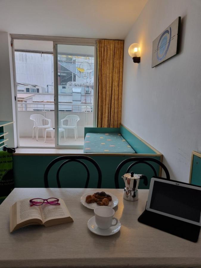 יורט דה מאר Apartments Lloret Sun מראה חיצוני תמונה
